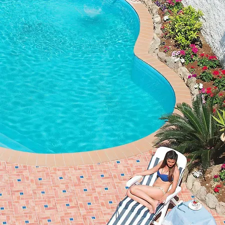 Hotel Iris 3*